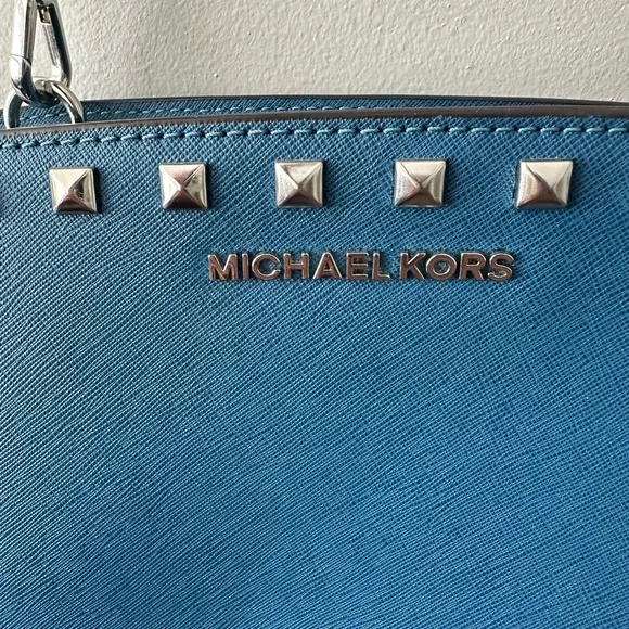 Michael Kors Blue Trapezoid Crossbody Bag with Studded Detailing - Picture 3 of 16